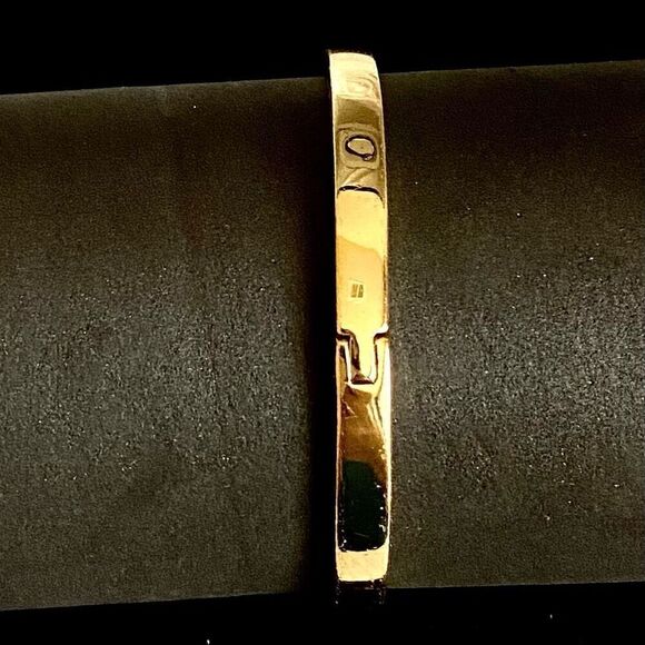APV Kate Spade Gold tone Push -close High Polish Bracelet. - Picture 5 of 8